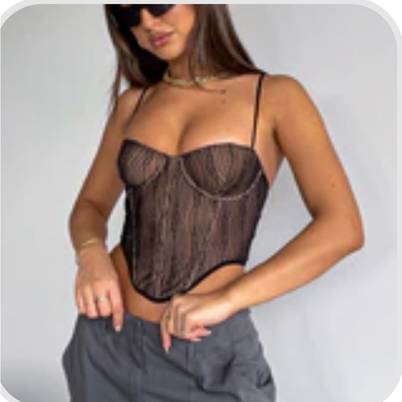 White fox take a chance bustier - Picture 2 of 2